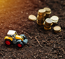 Tracteur, terre, pièces de monnaie