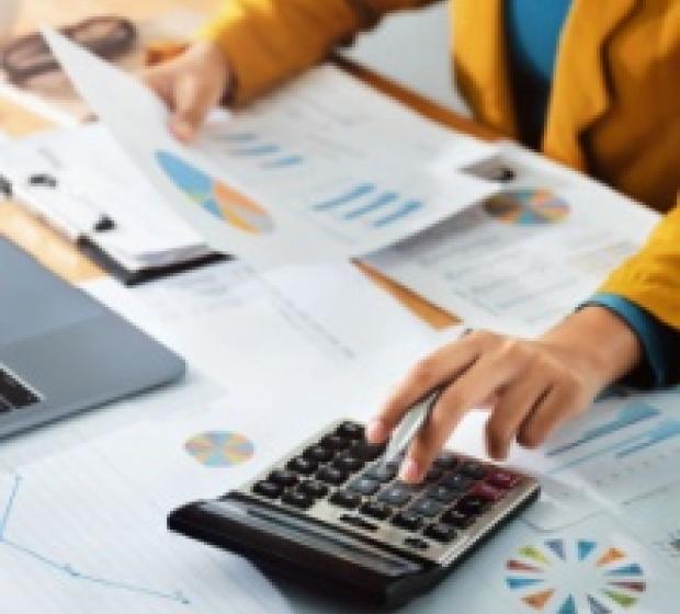 Commission Financements - crédit renouvelable, ligne bilatérale, prêt à moyen terme